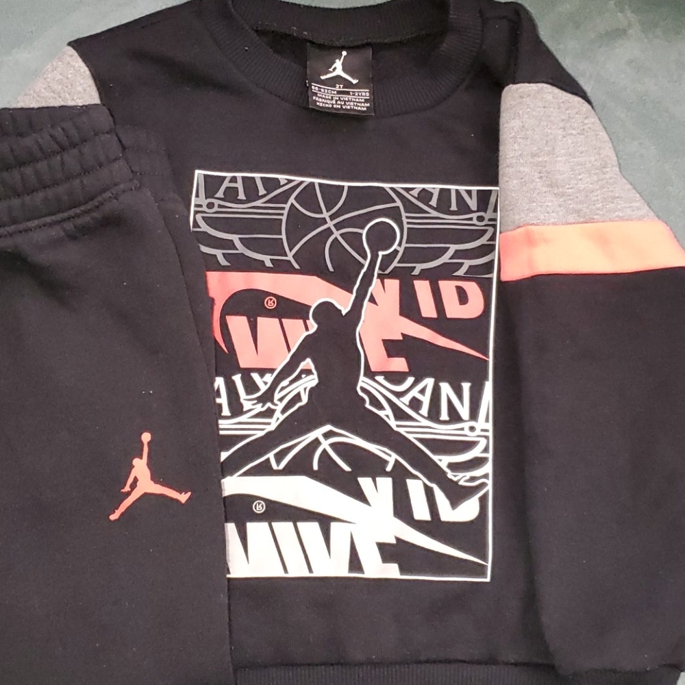 Jordan/Nike Sweatsuit